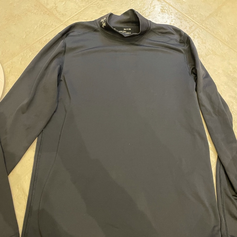 Under Armour Cold Gear Turtle Neck. Size small.